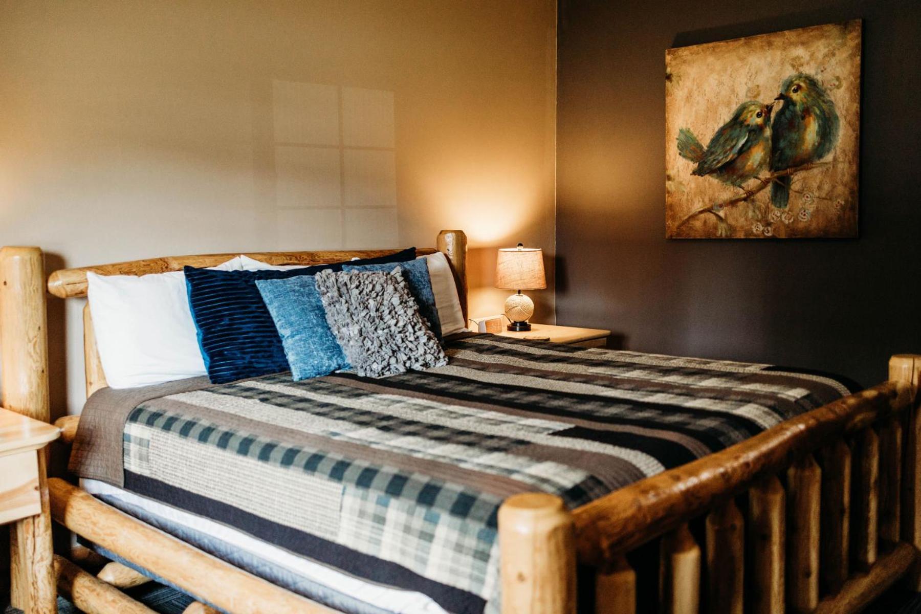 Big Horse Inn And Suites Lewistown Bagian luar foto